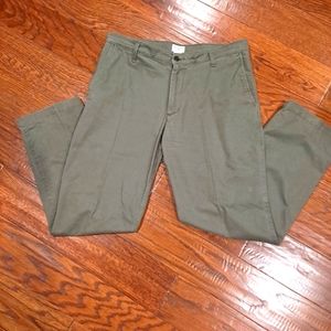 DOCKERS STRAIGHT FIT KHAKIS